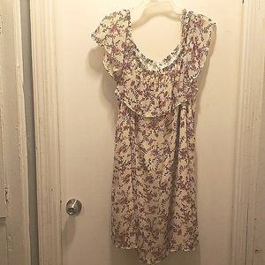 3x floral dress. Burgundy and  Beige. Like new. The dress comes above the knee.